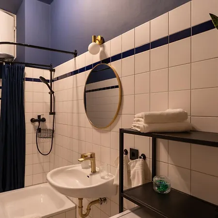 Luxury Apartment, Space For 7! Location Neukoelln & Kreuzberg *