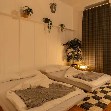 Apartmán Luxury Apartment, Space For 7! Location Neukoelln & Kreuzberg *