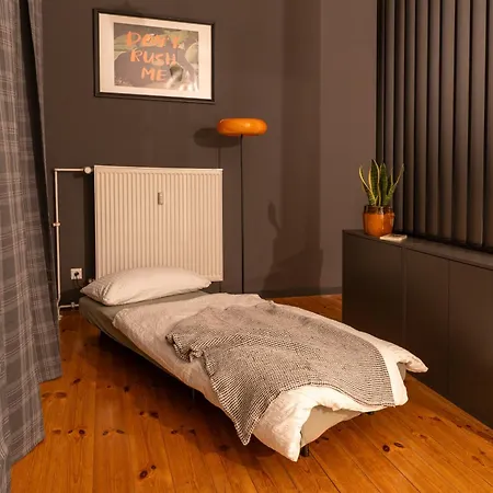 Luxury Apartment, Space For 7! Location Neukoelln & Kreuzberg ברלין