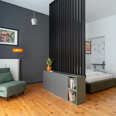 Appartement Luxury Apartment, Space For 7! Location Neukoelln & Kreuzberg *