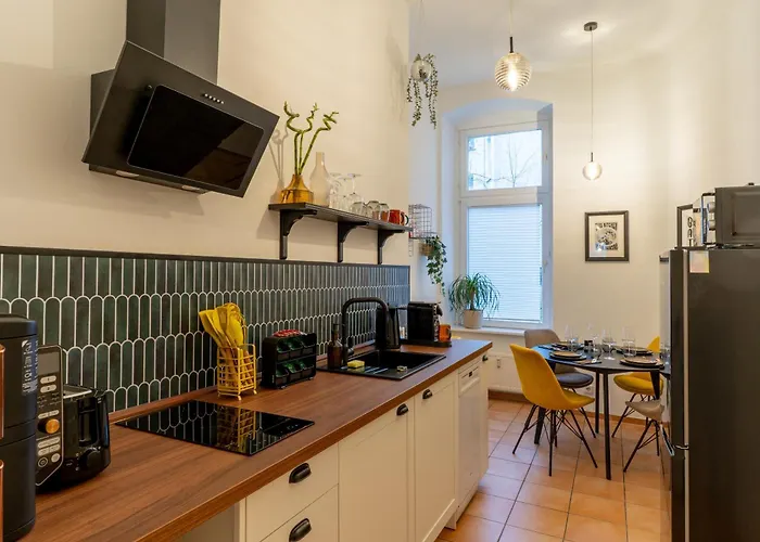 Luxury Apartment, Space For 7! Location Neukoelln & Kreuzberg Berlijn