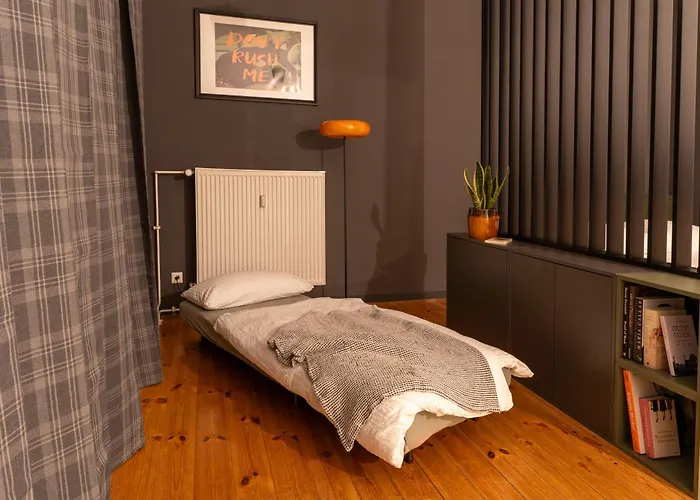 Luxury Apartment, Space For 7! Location Neukoelln & Kreuzberg Berlin